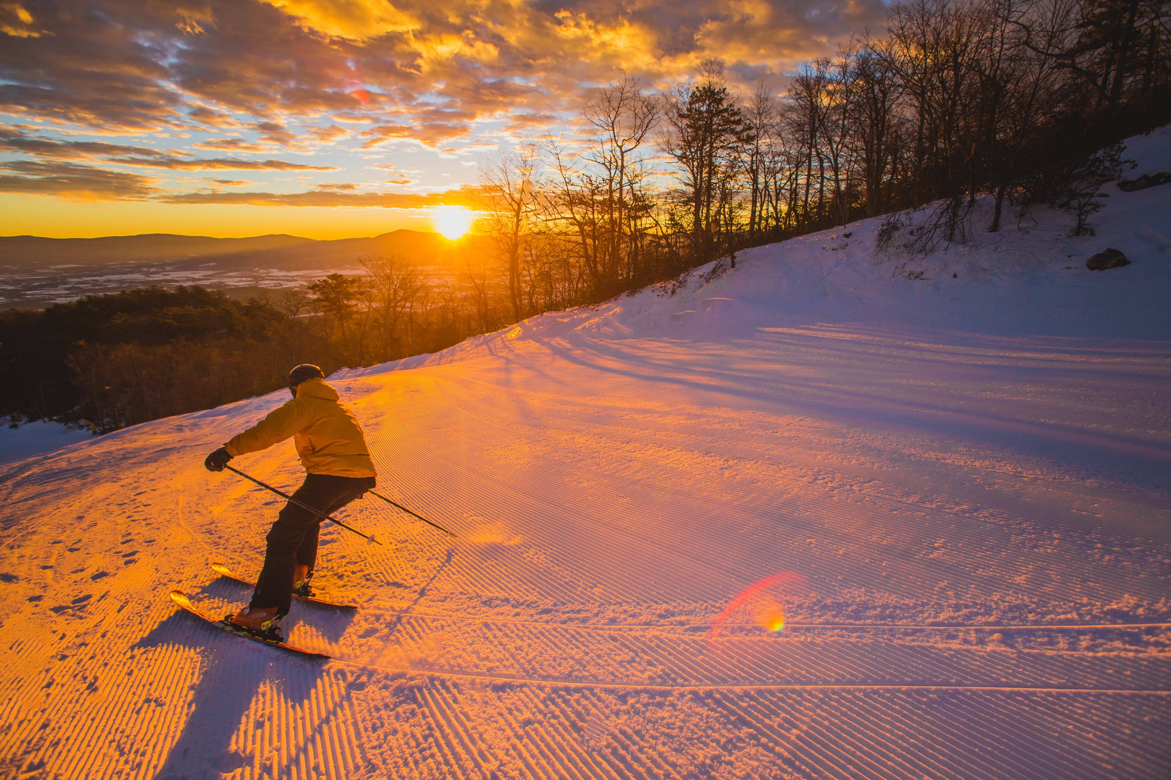 Skier on the snowy slopes at Massanutten