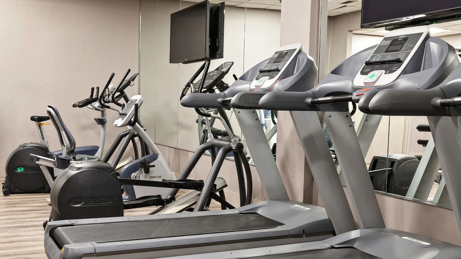 Treadmills and exercise equipment in the fitness center